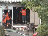 1人暮らしの63歳男性が死亡か…木造平屋建ての住宅が全焼 焼け跡から男性1人の遺体見つかる
