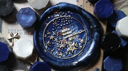 星空を閉じ込めた“シーリングスタンプ”の制作工程も美しい…他の作品もいろいろ見せてもらった