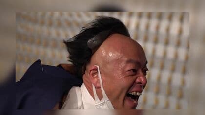 堀井学 