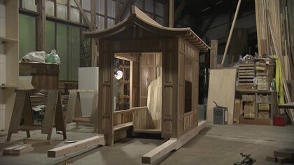 78歳家具職人が込めた「お諏訪さん」への恩返し　「長崎くんち」の新しい輿（こし）は設計図なし　その道60年の技で挑む軽さと強度の両立