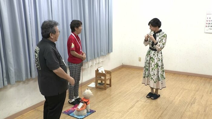 手話で交流される佳子さま(滋賀・米原市)