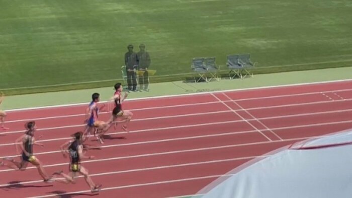 〈新潟県高校総体・準決勝〉先頭を走る鶴巻選手