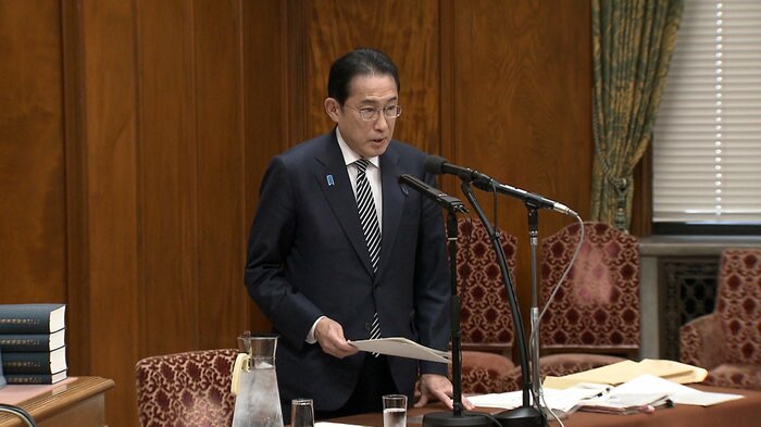 衆議院政治倫理審査会に史上初めて現職の首相が出席(2月29日)
