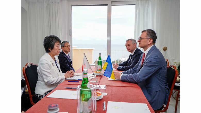 上川外相がウクライナ外相と緊密な連携を確認「支援の結束揺るがず」｜FNNプライムオンライン