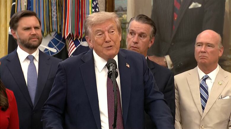 トランプ大統領が自身の死亡説に「フェイクニュースだ」　8月26日の閣議以降、数日間公に姿見せず　死亡したとの噂がSNSで広がる｜FNNプライムオンライン