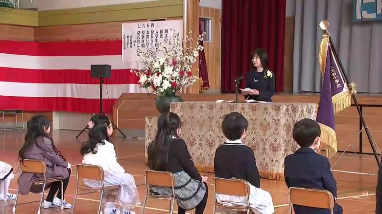 県内小学校で入学式ピーク「100点満点になりたい」「サッカー・お勉強頑張る」新1年生が学校生活スタート　岩手県　｜FNNプライムオンライン