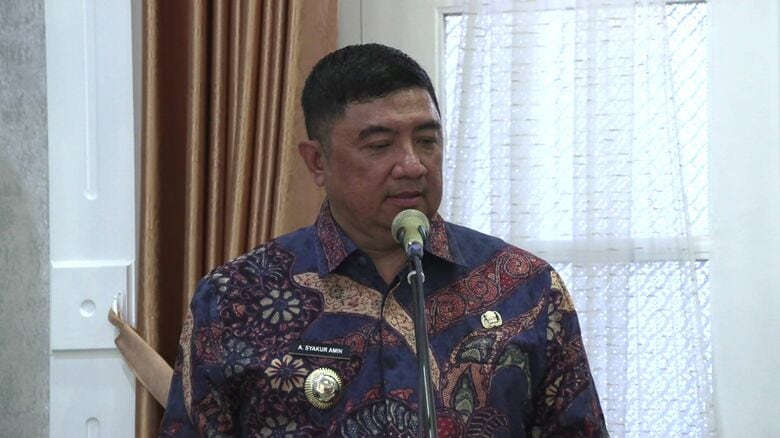 インドネシア・ガルト県知事