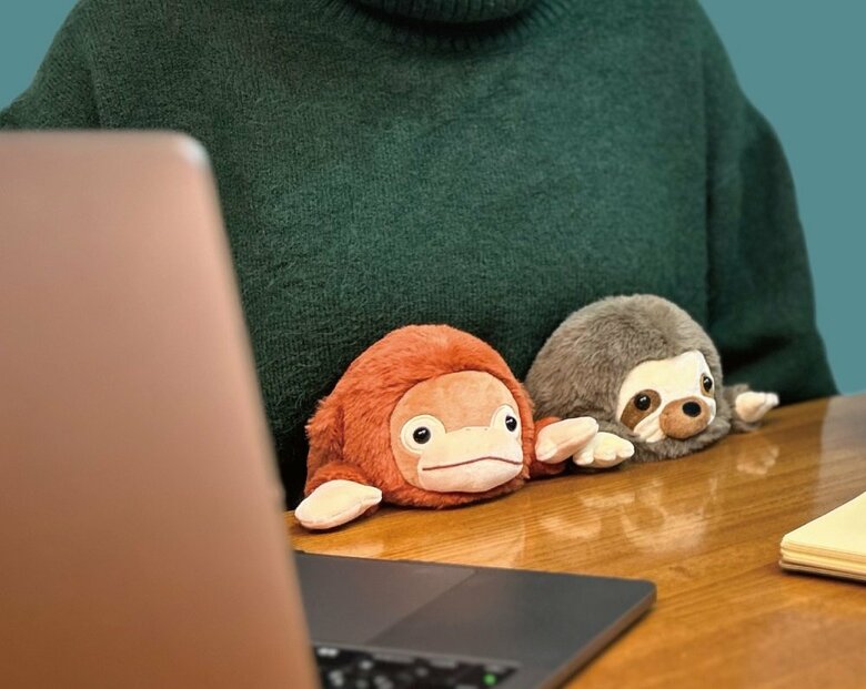 デスクワーク中に