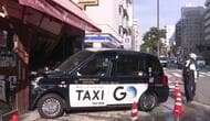 【速報】タクシーが衝突事故のはずみで店に突っ込む　運転手と乗客が軽傷　大阪・中央区