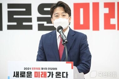 「85年生まれの36歳」が文在寅政権に挑戦状 韓国で始まった若い男たちの反乱