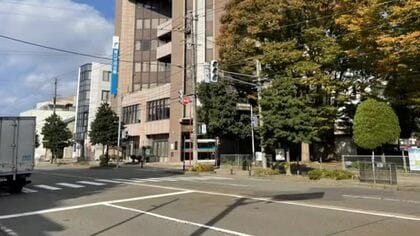 軽乗用車にはねられ82歳女性が死亡　福井市の通称・松本通り　片側2車線の直線道路、現場付近には横断歩道