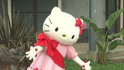 グラバー園でキティに会える!?初コラボでキティのプロジェクションマッピングや新メニュー、グッズ展開も【長崎発】