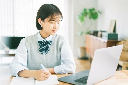 【通信制高校に関する意識調査】通信制高校の支援制度を知らない人は7割以上