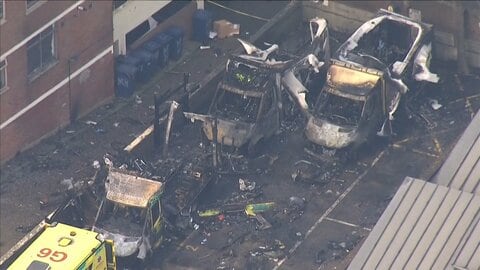 ロンドンのユダヤ系団体の救急車放火事件　新たに3人逮捕