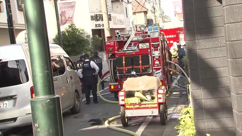 強制執行とは？執行手続き関係者が刺され1人が意識不明の重体に…対象者の抵抗のため“警察の援助”が法的に規定｜FNNプライムオンライン