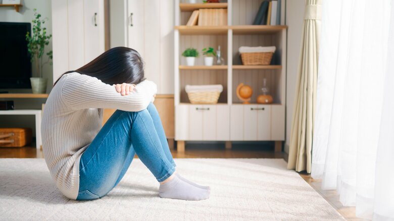 寂しい経験が執着に（画像はイメージ）