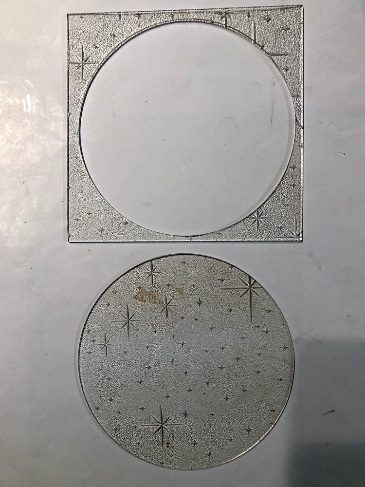 ガラスのカット（画像提供：旭屋ガラス店）