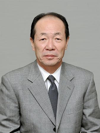 丸山市郎 駐ミャンマー大使
在ミャンマー日本大使館ホームページより
1978 年外務省入省 直後にミャンマー語の研修生として派遣
6度の海外勤務のうち5度がミャンマー勤務でミャンマー語が堪能
2018年から現職。