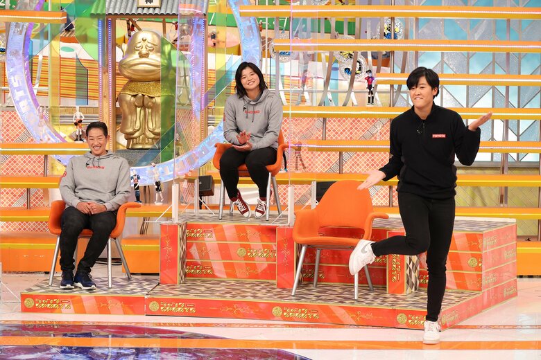 TWICEのダンスを披露する後藤選手