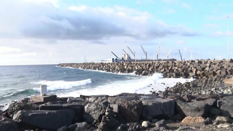 カナリア諸島・テネリフェ島の港