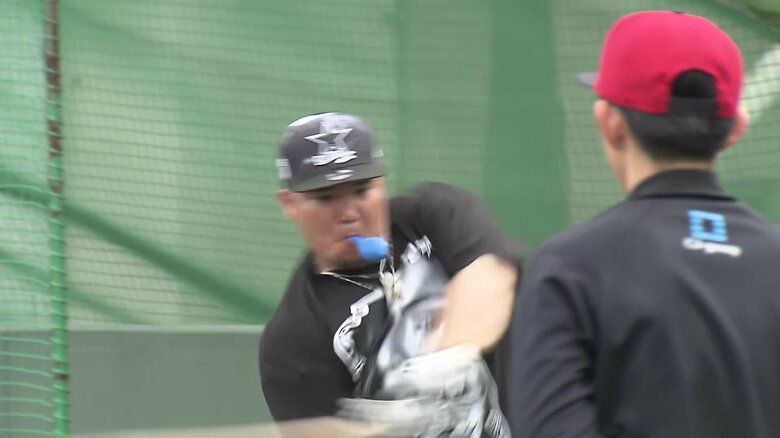 球界屈指の飛ばし屋！山川穂高選手の風船をバッティング練習法⑧