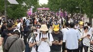 暑さの中、東京・お台場で「ポケモンGO」大型イベント　国内外からファン集結…「涼しく運動」シニア専門パーソナルジムの利用者増加