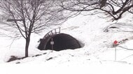 春が来たのに大雪の影響が　トンネルをふさぐ雪や雪崩で橋が流出　JR只見線・国道252号線の一部で不通が続く　観光シーズンを迎え早期復旧を望む声【福島発】