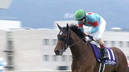 【秋華賞・GⅠ】桜花賞馬エンブロイダリーの逆転劇！女王対決制し2冠達成！WIN5は史上最高額の5億6千万円超え！