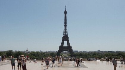 パリでコンサート中に発煙筒が投げ込まれる…イスラエルの管弦楽団が演奏中に妨害行為　ホール前で親パレスチナ活動家らが抗議活動「人殺しだ」