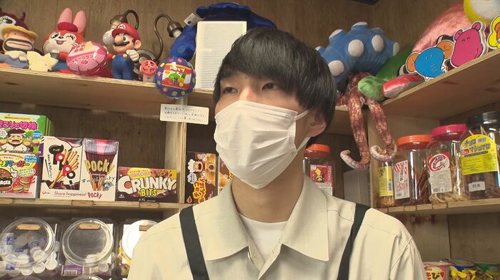駄菓子屋ハブ 堀川強さん