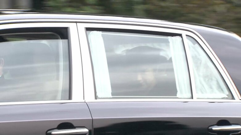 弔問に向かわれた愛子さま　15日午後