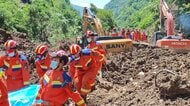 中国各地で豪雨災害相次ぐ　甘粛省で地滑り5人死亡　台風10号の影響で広西でダム決壊4人死亡、湖北では竜巻で11人死亡