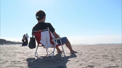 イス持参で好きなところでくつろぐ「チェアリング」大人気…コロナ禍ならではの楽しみ方は