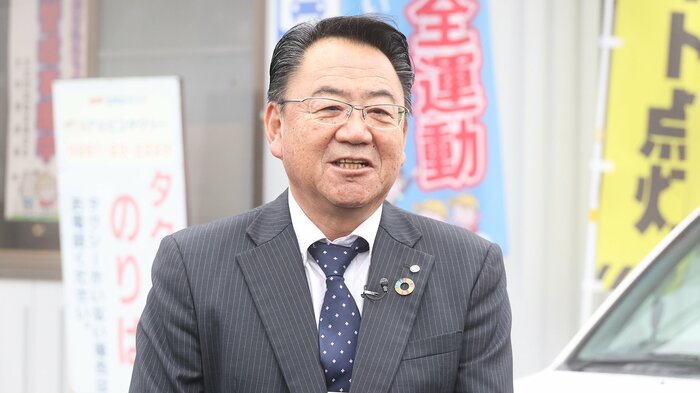 アルピコタクシーの大町支社長・薄井浩章さん