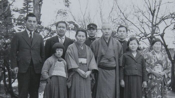 戦前の上原家(上原幸一氏所蔵)