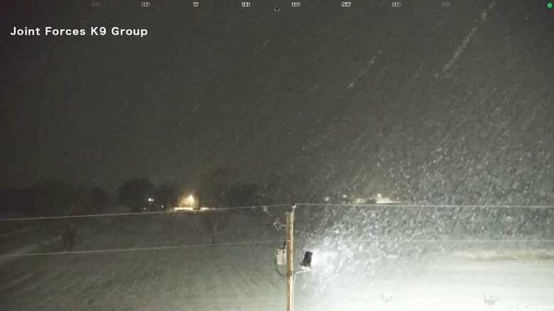 アメリカ　歴史的寒波で12州に緊急事態宣言　寒波で1万便超が欠航　16万戸超停電｜FNNプライムオンライン