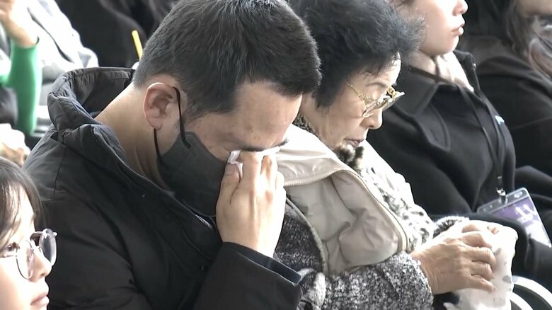 乗客・乗員179人死亡の韓国LCC航空機事故から1年…空港で追悼式典　胴体着陸の直接原因判明せず｜FNNプライムオンライン