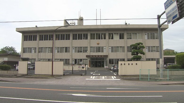 ９歳女児の口ふさぎトイレ個室で“わいせつ行為”　１７歳少年を逮捕　直前に“盗撮未遂”も　福岡・飯塚市｜FNNプライムオンライン