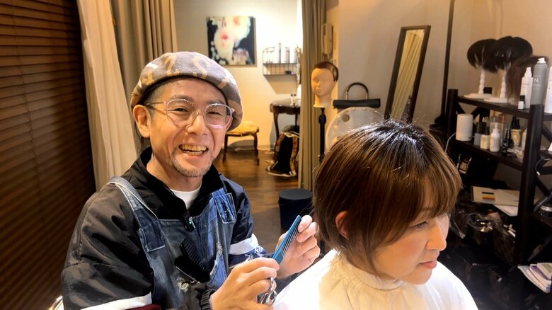 「僕がやらなかったら誰がやる」髪の毛に悩む人たちをウィッグカットで笑顔に！医療美容師が奮闘【アスヨク！】｜FNNプライムオンライン