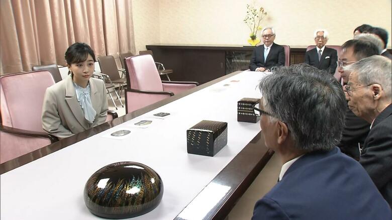 輪島塗の職人らと懇談される佳子さま（石川・輪島市）