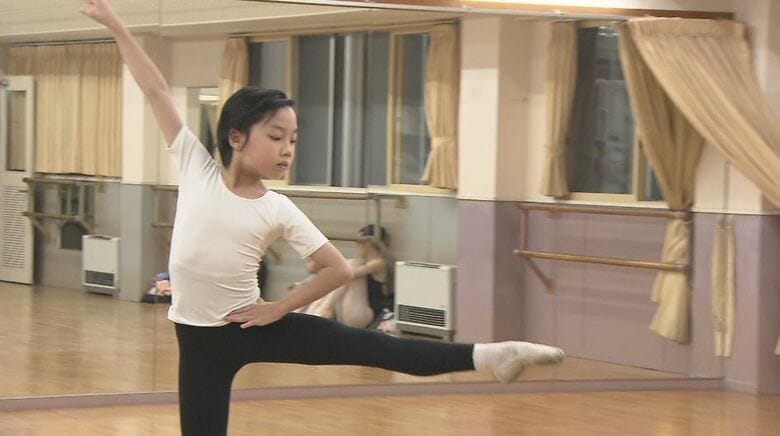 レッスンに励む片山さん（2025年10月）