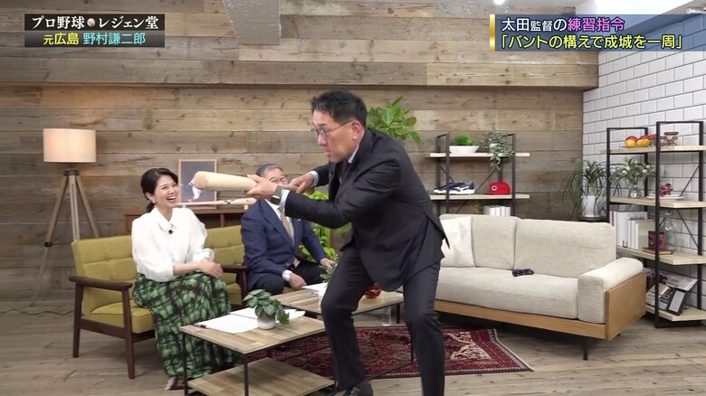 成城の街中の道路で行ったというバント練習