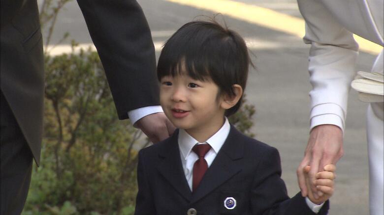 平成22（2010）年4月　お茶の水女子大学附属幼稚園入園式（当時3歳）