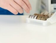 1円玉500枚の両替手数料は400円…2月から三井住友銀行も“両替有料化”に嘆きの声