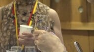 「オモシロイデス」創業１７０年の蔵元で酒蔵や蒸留所視察　ＩＷＣワイン審査会メンバー感銘　広島・呉市