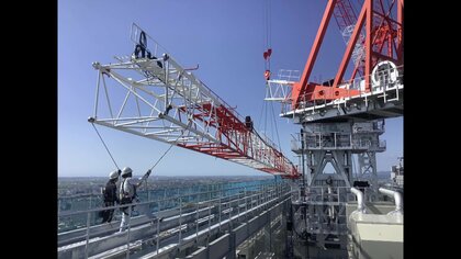 “県内最高層”高さ120メートルにある「巨大クレーン」 撤去のためにクレーンを新設？ 驚きの解体作業【福井発】