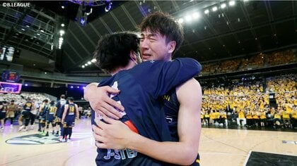 宇都宮ブレックス 比江島慎 バブルヘッド 2体 下野新聞 5/28 29 優勝 宇都宮ブレックス 比江島慎 バブルヘッド 2体 下野新聞 5/28 29 優勝