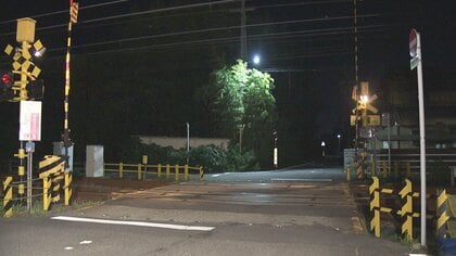 夏休みの踏切で電車にはねられる…14歳男子中学生の死に“学校でのいじめ”が関係か 市が調査委の開催決定