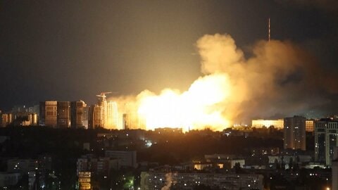 ロシア軍がキーウに大規模攻撃　9人死亡、子ども含む30人超けが　ゼレンスキー大統領「迎撃ミサイル不足」パトリオット追加支援訴え