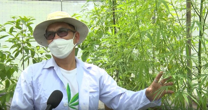 ラジャマンガラ工科大サコンナコーンキャンパスの副学長